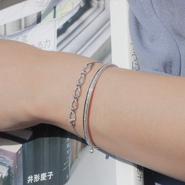 Polar diamond bangle